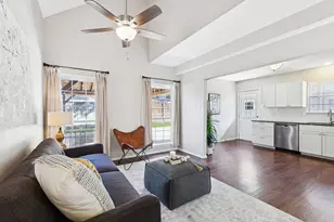 10525 Estate Ln, Dallas, TX 75238 - Photo 21