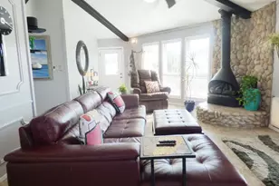 149 Bay Roc Ln, Runaway Bay, TX 76426 - Photo 9