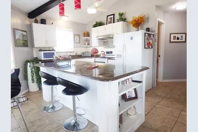 149 Bay Roc Lane, Runaway Bay, TX 76426 - Photo 11