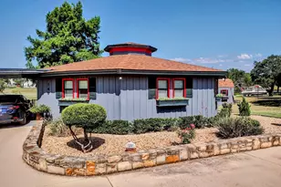149 Bay Roc Ln, Runaway Bay, TX 76426 - Photo 13