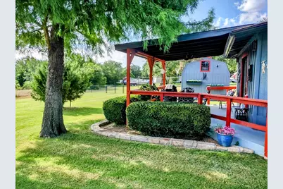 149 Bay Roc Lane, Runaway Bay, TX 76426 - Photo 15