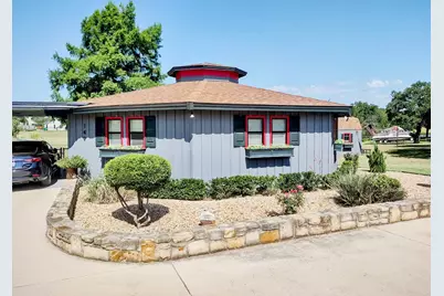 149 Bay Roc Lane, Runaway Bay, TX 76426 - Photo 3