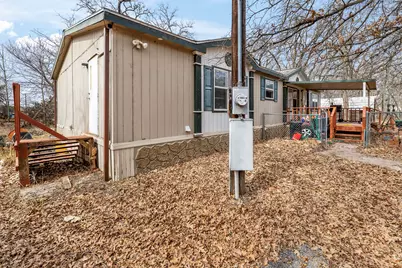 6601 Oakwood Lake Court, Granbury, TX 76049 - Photo 23