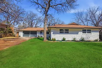 608 W Redbud Drive, Hurst, TX 76053 - Photo 27