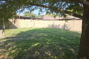 827 Meandering Way, Mesquite, TX 75150 - Photo 35