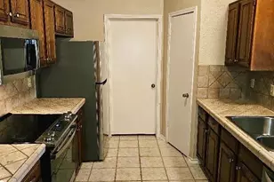 827 Meandering Way, Mesquite, TX 75150 - Photo 13