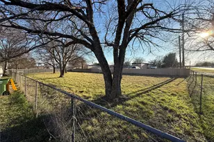 3277A Hidalgo, Waxahachie, TX 75167 - Photo 3