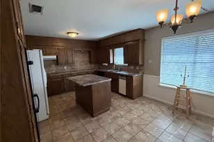 821 E Hwy 199, Springtown, TX 76082 - Photo 7