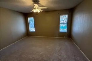 821 E Hwy 199, Springtown, TX 76082 - Photo 21