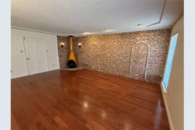 821 E Highway 199, Springtown, TX 76082 - Photo 9