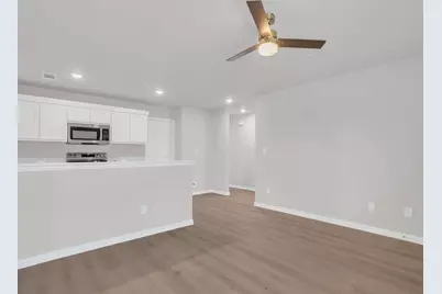 3001 Grey Wolf Circle #121, Denton, TX 76209 - Photo 5