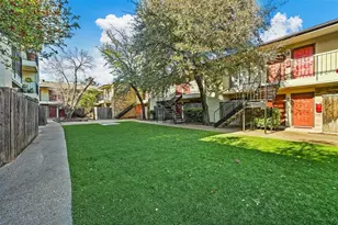 1810 N Garrett Ave, Dallas, TX 75206 - Photo 15