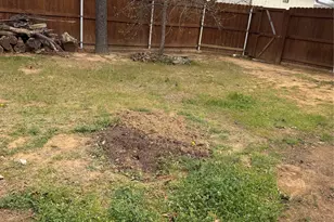 823 Blue Oak Dr, Lewisville, TX 75067 - Photo 9