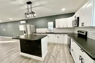 1257 Pecan St, Abilene, TX 79602 - Photo 5