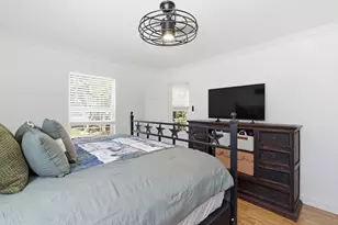 1205 Comanche Cove Dr, Granbury, TX 76048 - Photo 19