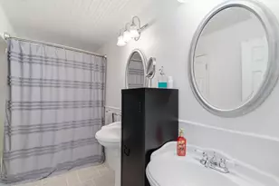 1205 Comanche Cove Dr, Granbury, TX 76048 - Photo 21