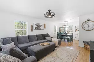 1205 Comanche Cove Dr, Granbury, TX 76048 - Photo 11