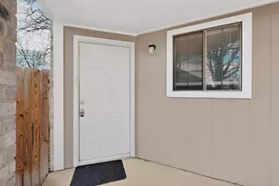 917 Richards Dr, Cedar Hill, TX 75104 - Photo 3