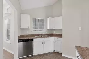 917 Richards Dr, Cedar Hill, TX 75104 - Photo 11