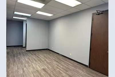 301 Loop 820, Hurst, TX 76053 - Photo 17