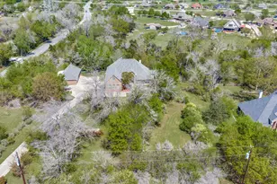 101 Creekpath Dr, Azle, TX 76020 - Photo 31