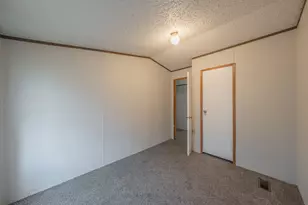 912 Skylark Dr, Granbury, TX 76049 - Photo 27