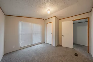 912 Skylark Dr, Granbury, TX 76049 - Photo 31