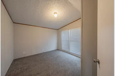 912 Skylark Drive, Granbury, TX 76049 - Photo 31