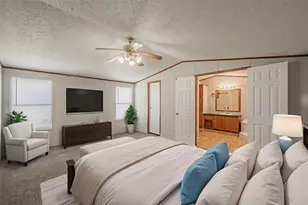 912 Skylark Dr, Granbury, TX 76049 - Photo 17