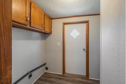 912 Skylark Drive, Granbury, TX 76049 - Photo 13