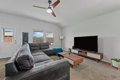 16524 Milwaukee Street, Justin, TX 76247 - Photo 7