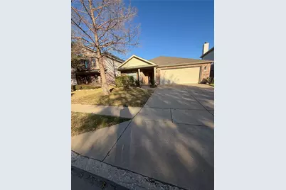 9044 Golden Sunset Trail, Fort Worth, TX 76244 - Photo 3