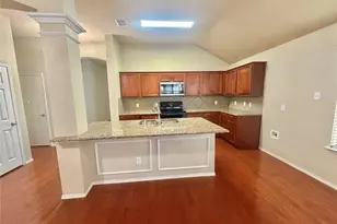 9044 Golden Sunset Trail, Fort Worth, TX 76244 - Photo 13