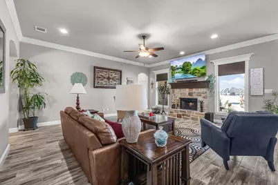 139 Stanford Lane, Springtown, TX 76082 - Photo 5