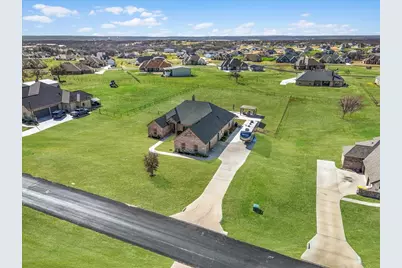 139 Stanford Lane, Springtown, TX 76082 - Photo 33