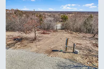 112 Valley View Court, Springtown, TX 76082 - Photo 3