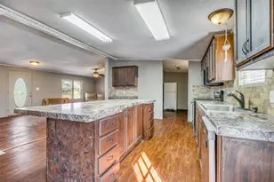 42 Epsom Dr, Gordonville, TX 76245 - Photo 9