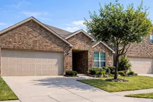 2341 Olivia Ln, Little Elm, TX 75068 - Photo 3