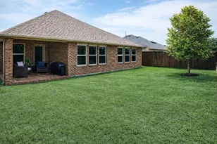 2341 Olivia Ln, Little Elm, TX 75068 - Photo 5