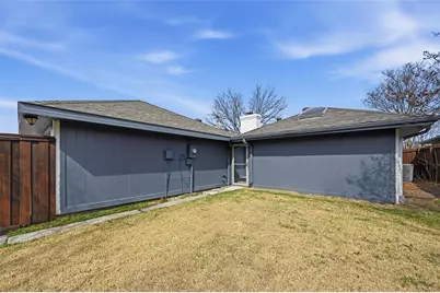 1528 Raleigh Drive, Carrollton, TX 75007 - Photo 17
