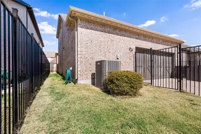 8705 Bethpage Drive, McKinney, TX 75070 - Photo 37