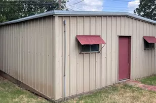 1510 Hulme St, Bowie, TX 76230 - Photo 21