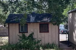 1510 Hulme St, Bowie, TX 76230 - Photo 19