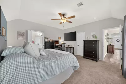 624 Hutchins, Crowley, TX 76036 - Photo 21