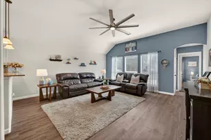 624 Hutchins, Crowley, TX 76036 - Photo 11