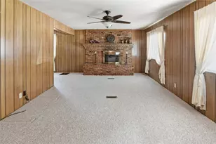 3409 Tahitian Ct, Granbury, TX 76048 - Photo 19