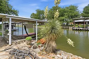 3409 Tahitian Ct, Granbury, TX 76048 - Photo 13