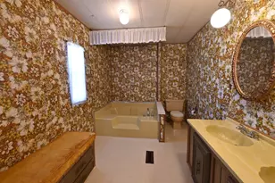 3409 Tahitian Ct, Granbury, TX 76048 - Photo 27