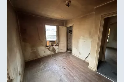 2918 Morning Avenue, Dallas, TX 75210 - Photo 15