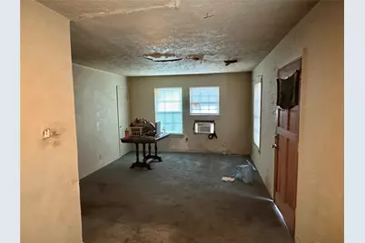 2918 Morning Avenue, Dallas, TX 75210 - Photo 7